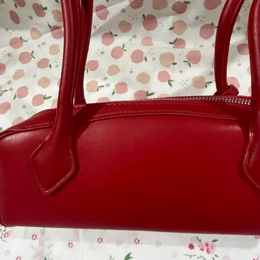 Alaia brand new
