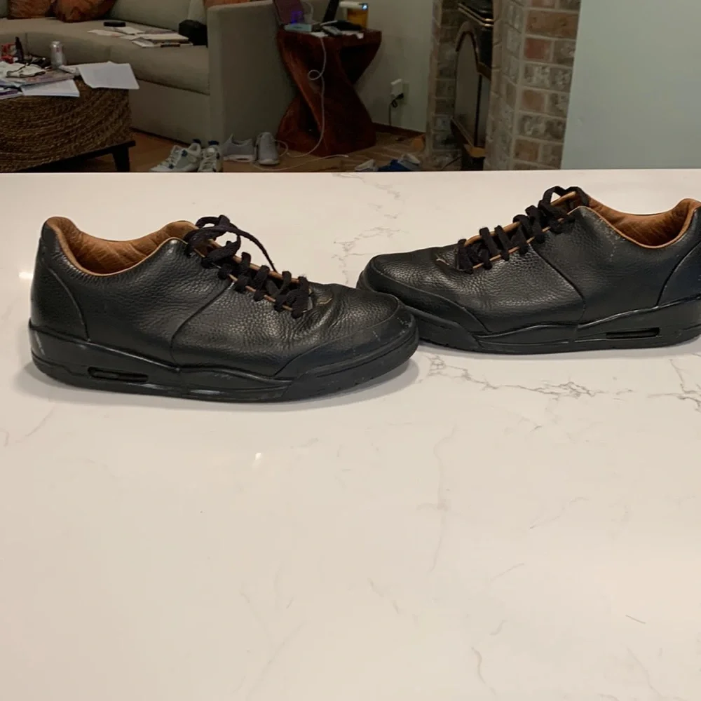 Jordan classic black