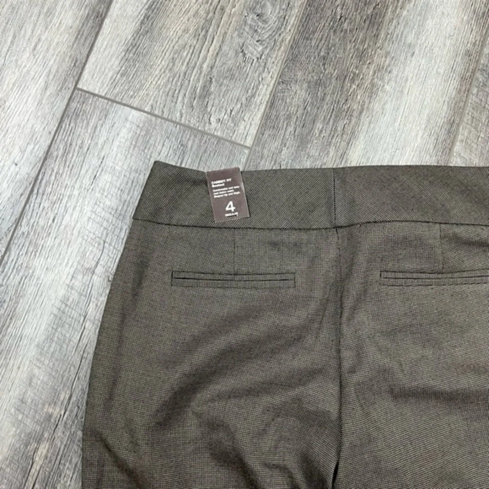 The Limited size 4r