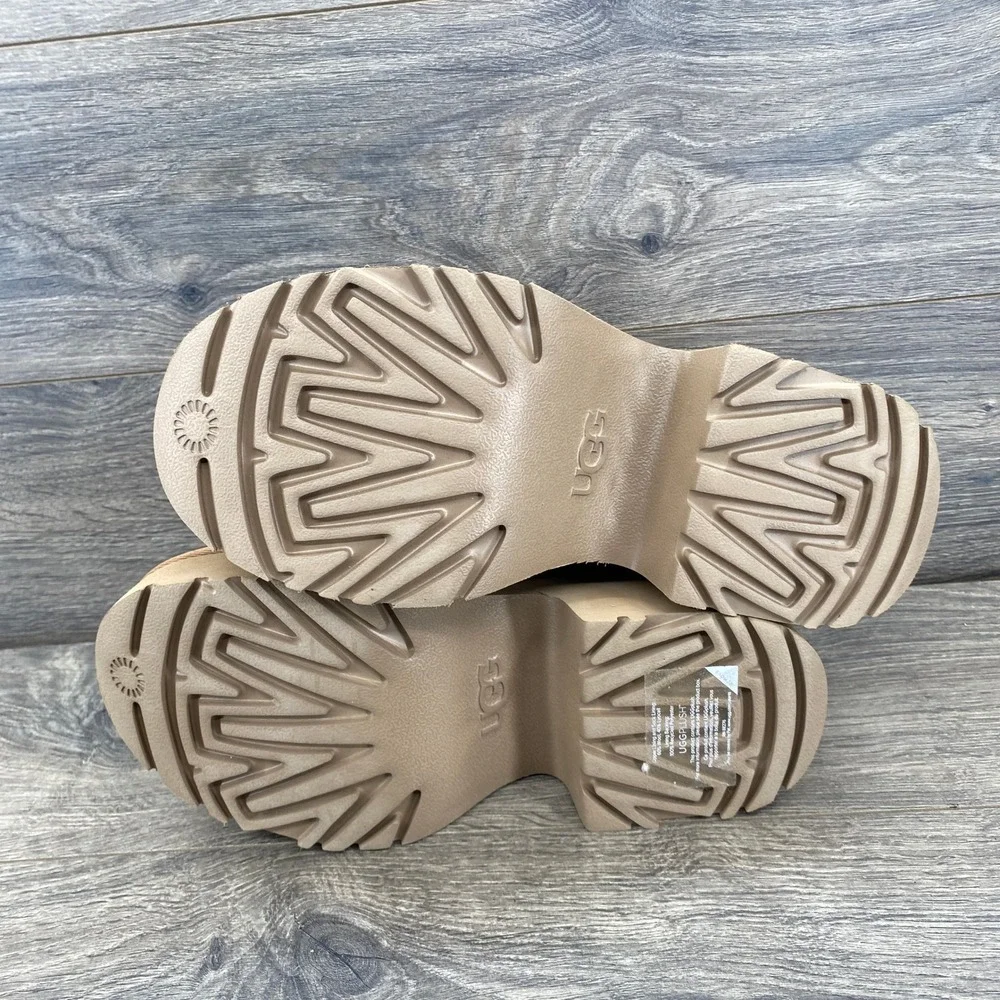 UGG classic ultra