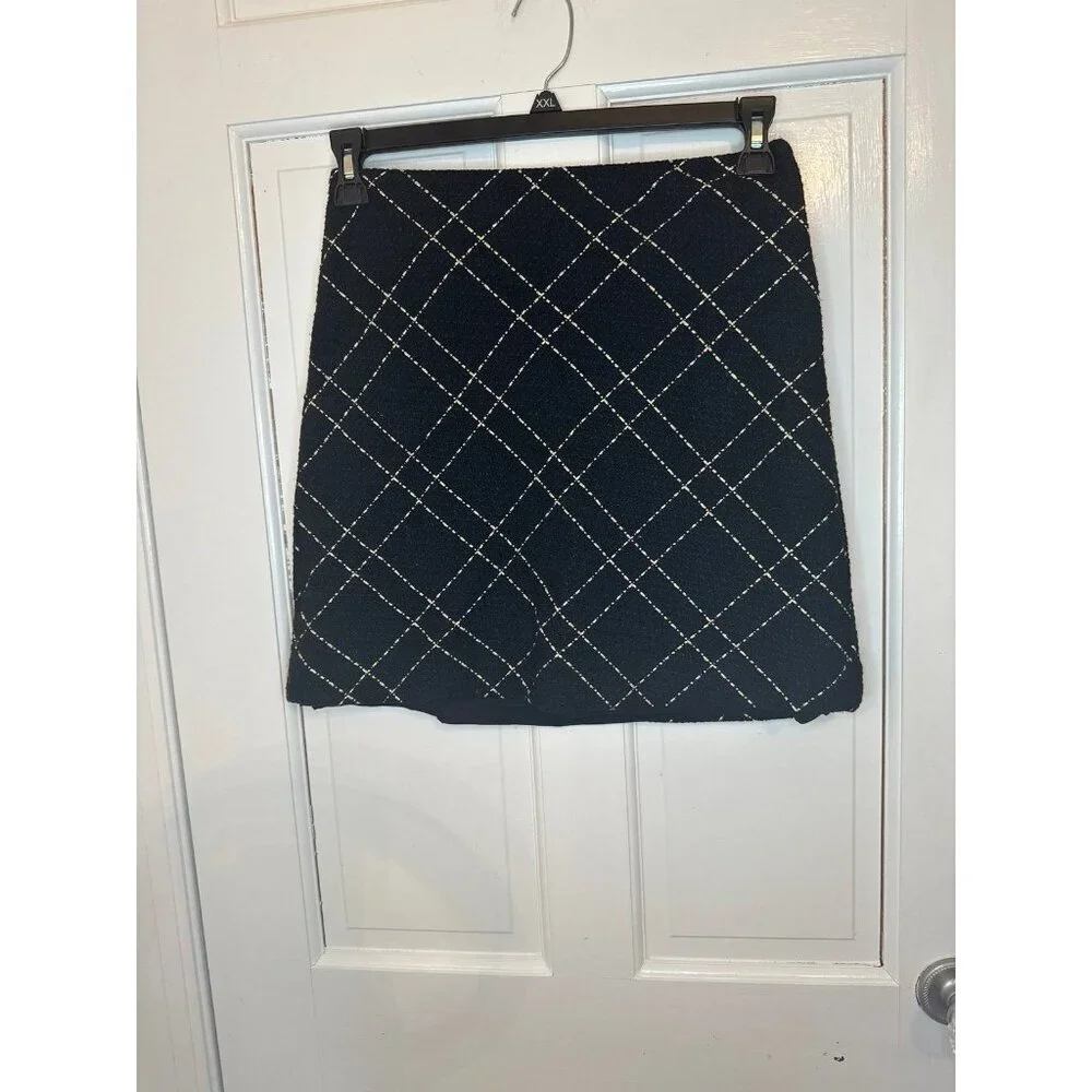 Vince Camuto Black‎ with Gold Metallic Diamond Pattern Pencil Skirt size 4 NWT