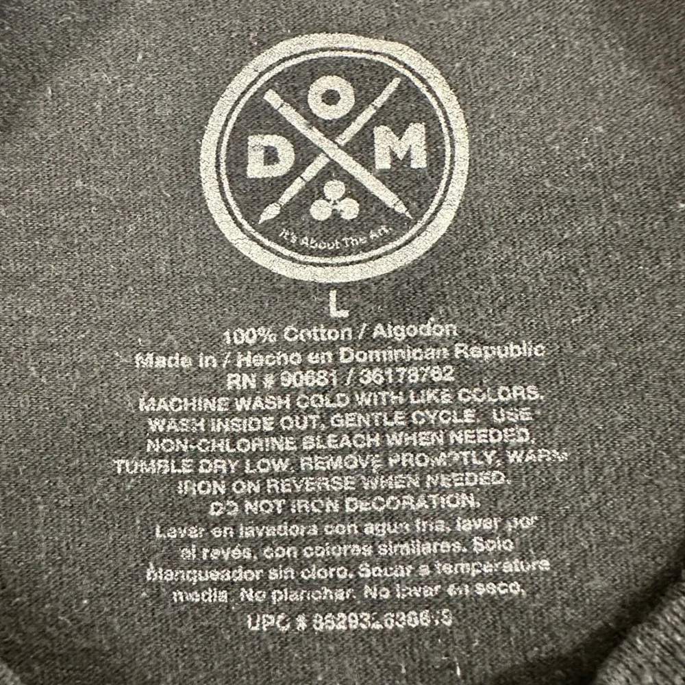 Dom it about