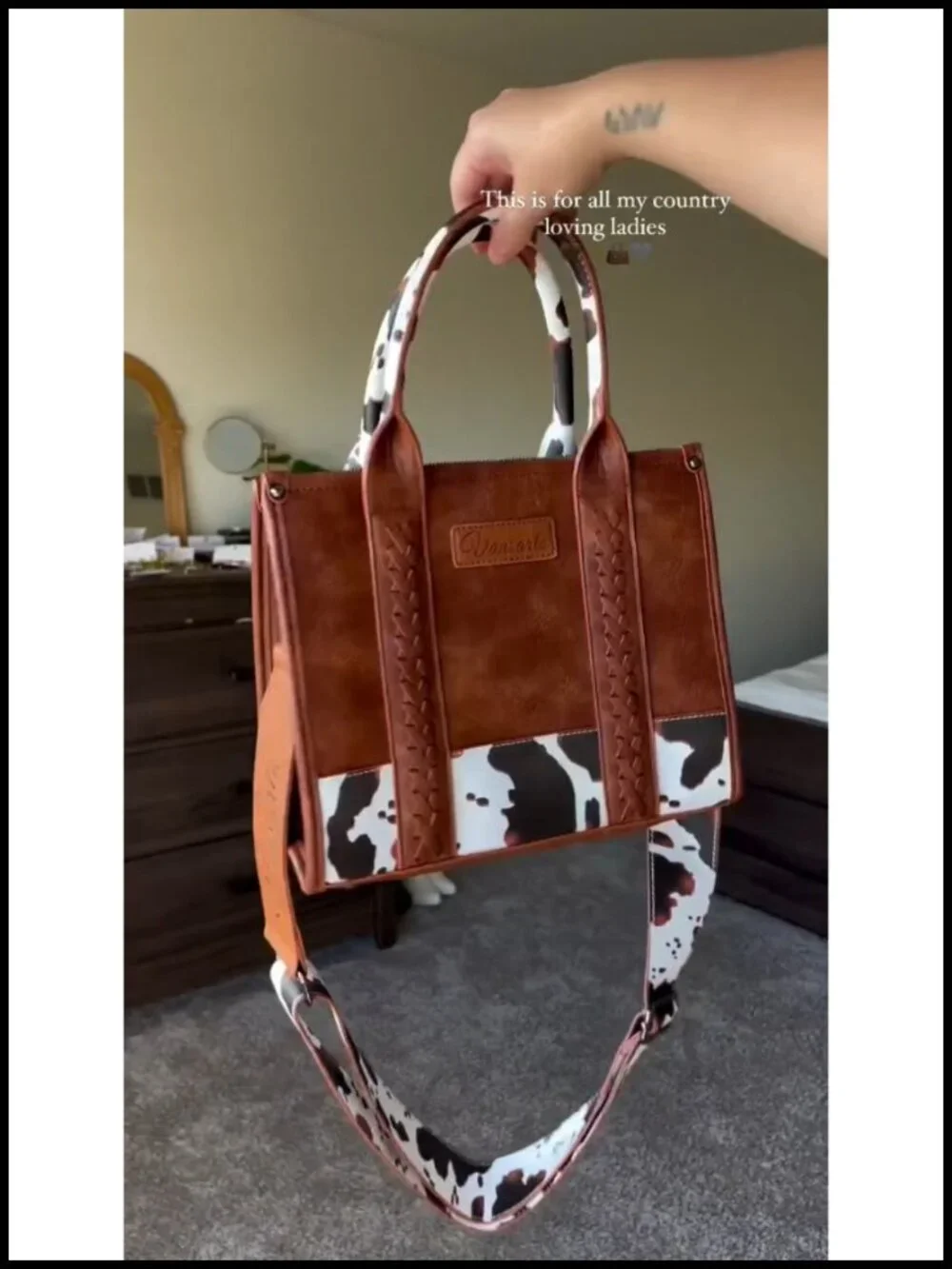 Vegan Leather Tote Satchel Purse with Wristlet and Shoulder Strap