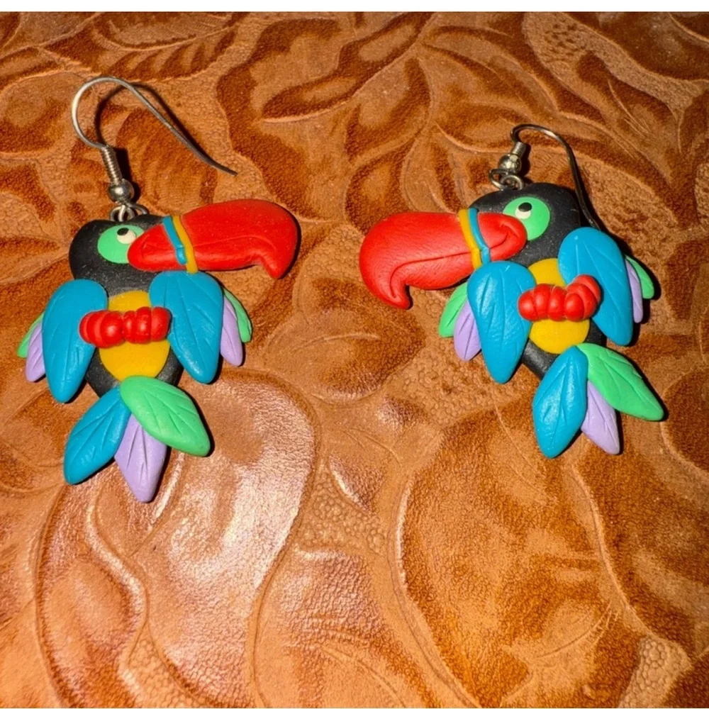 Toucan Clay ? Colorful Resort Ready Earrings Hamptons Summer Ready Never Worn