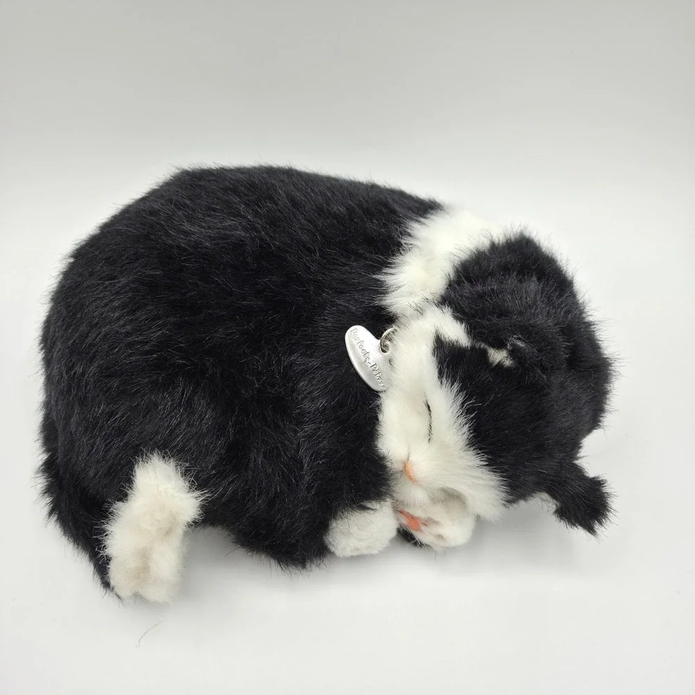 Perfect Petzzz Tuxedo Cat Kids OS Black White Excellent Realistic Sleeping Plush