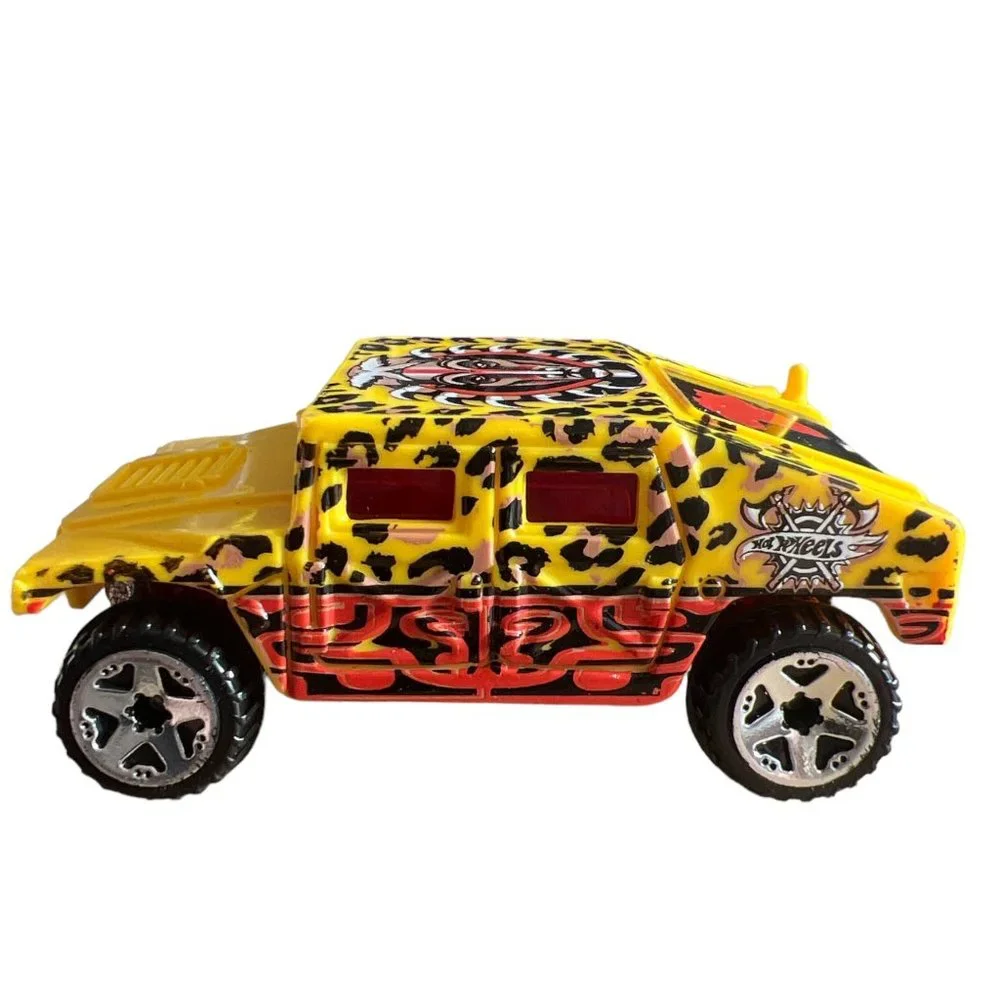Hot‎ Wheels Leopard Safari AM General Corp Yellow Humvee Dated From 2004