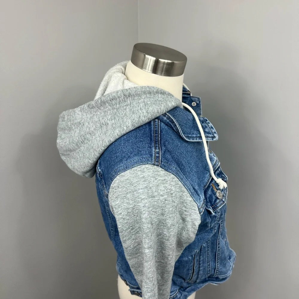 Levi’s Denim Jacket‎