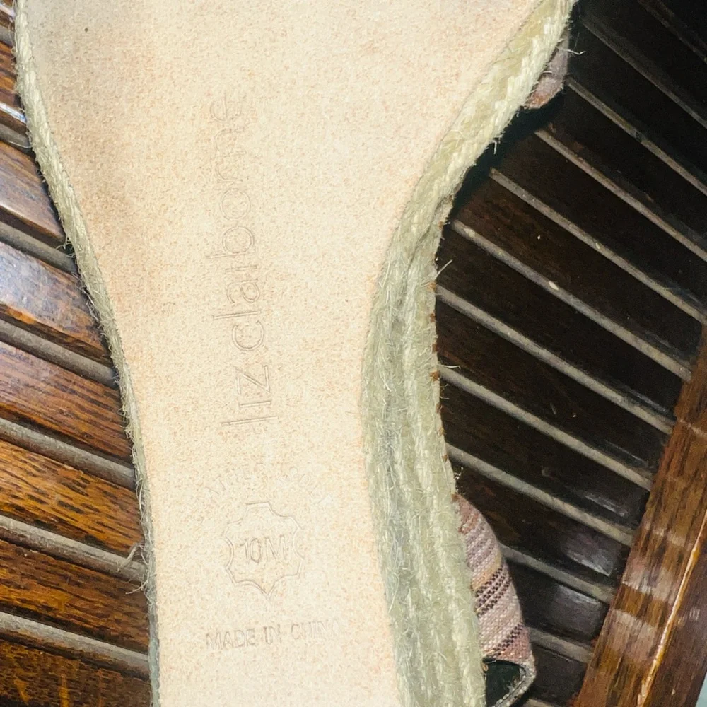 Liz Claiborne chic espadrilles