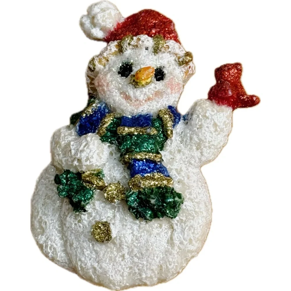 Charming‎ Snowman Brooch with Festive Accents