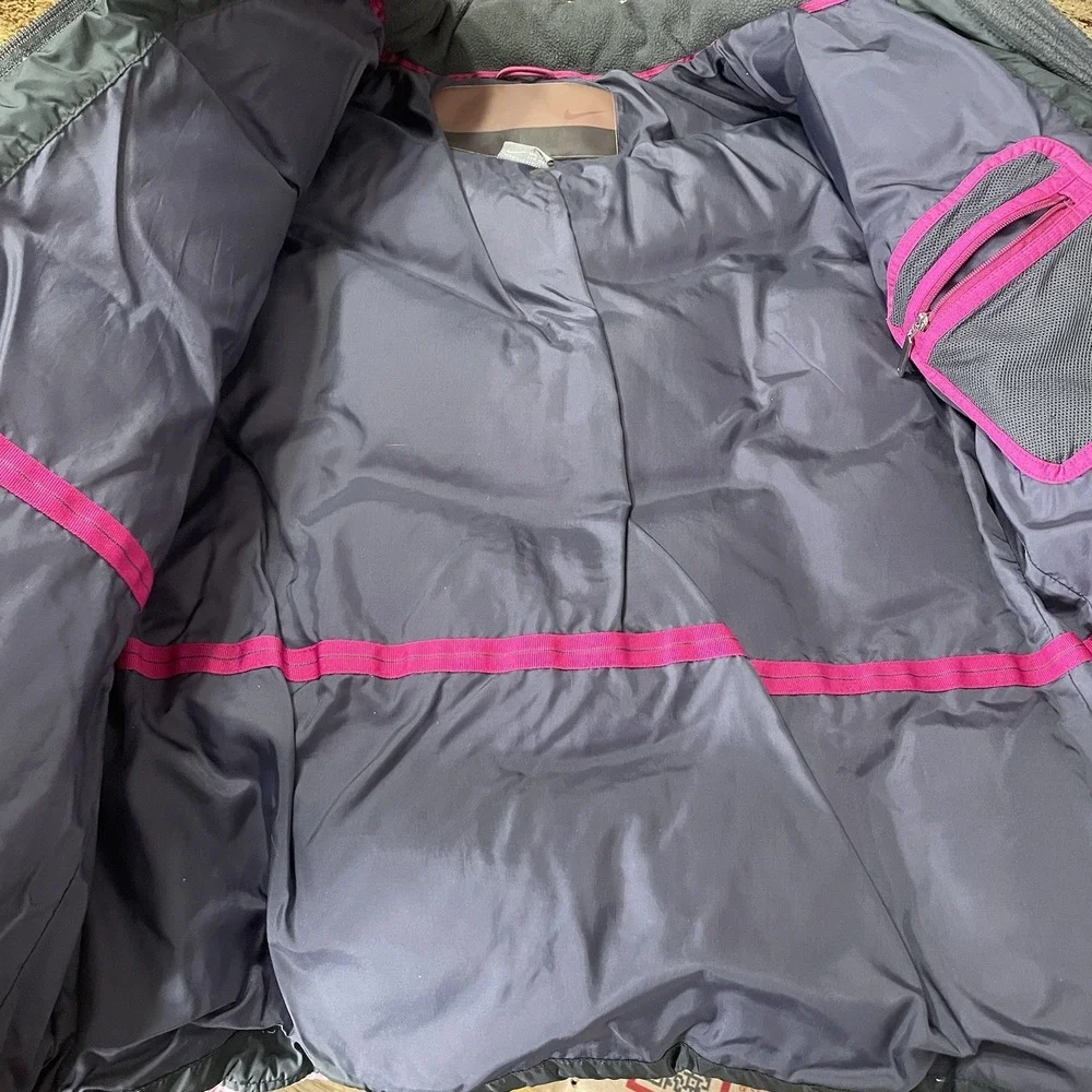 Nike sportswear windpuffer