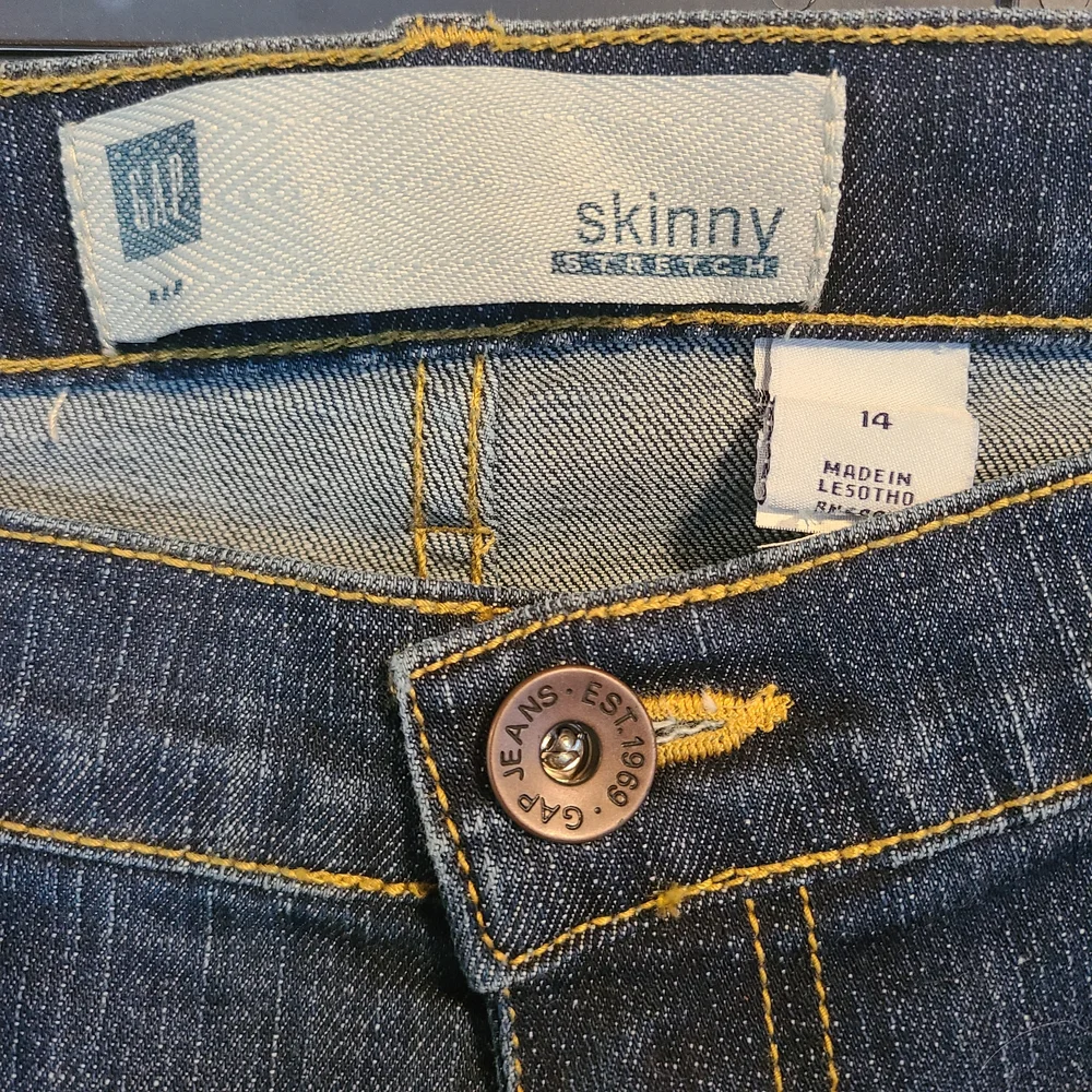 GAP nwt skinny