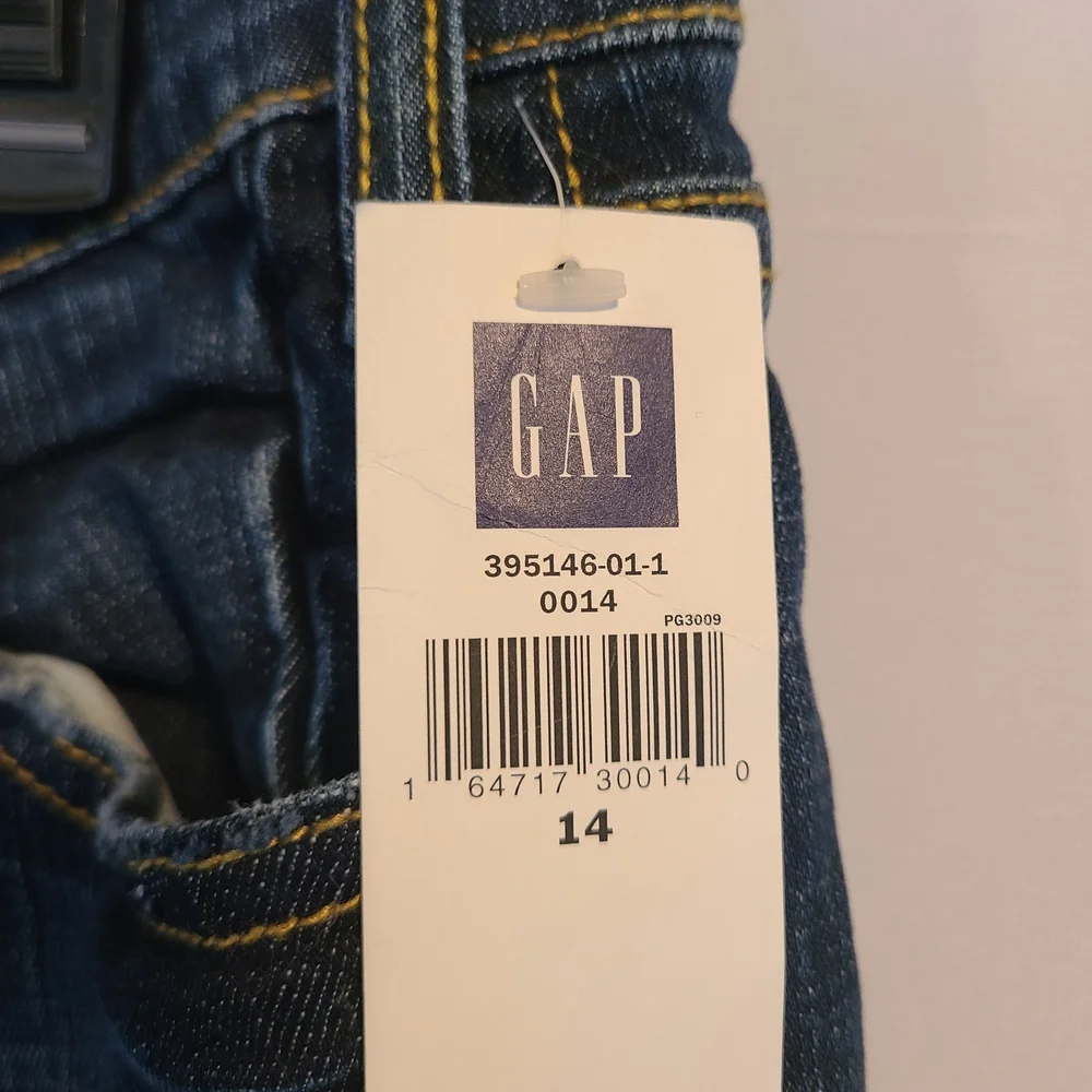 GAP nwt skinny