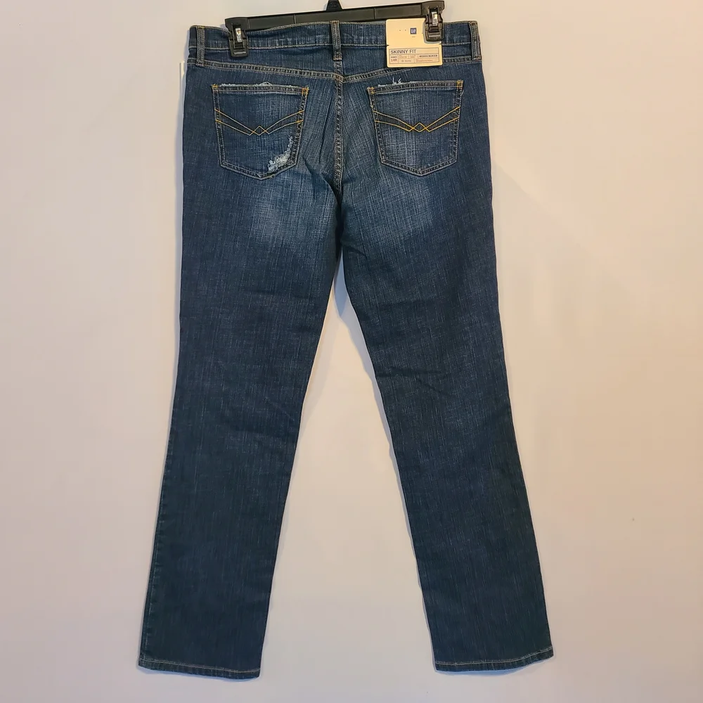 GAP nwt skinny