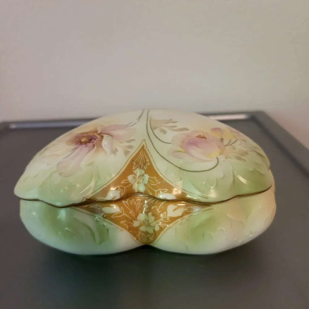 Vintage RS Prussia Trinket Dresser Dish Heart Shaped W/Gold & Trim Pink & Green