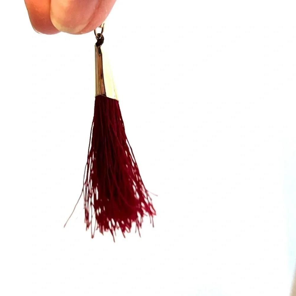 N/A post earring