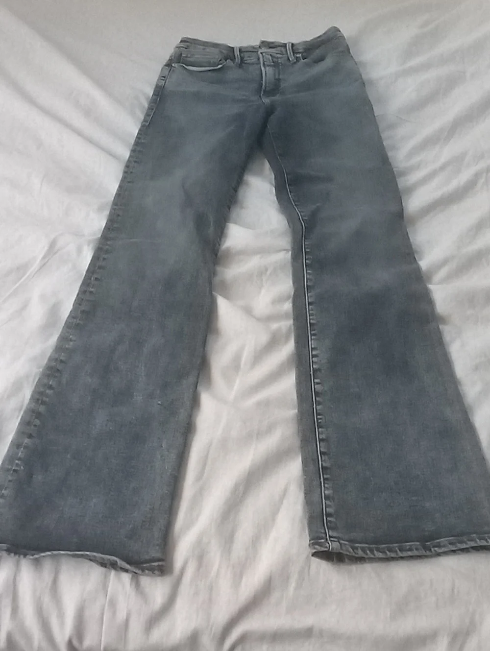 Good American Washed Blue Boot-Cut Jeans Size 4/27