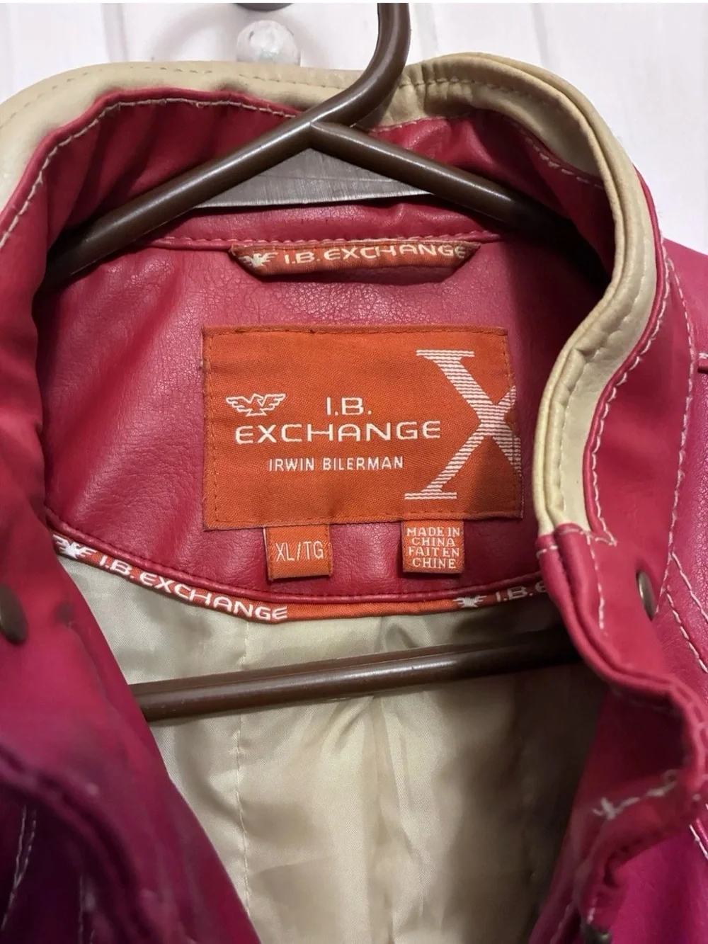 EXCHANGE bold magenta