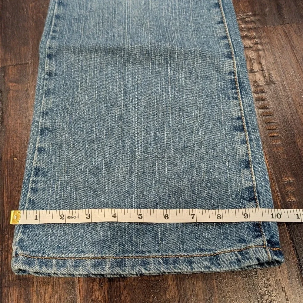 Levis levis 515