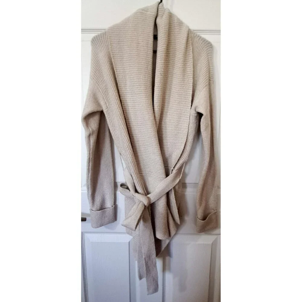 Simply Vera Vera Wang bust 44