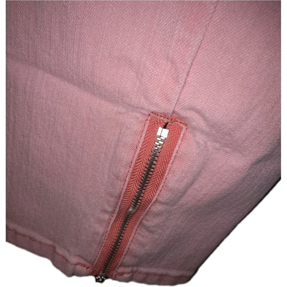 Chicos product pair