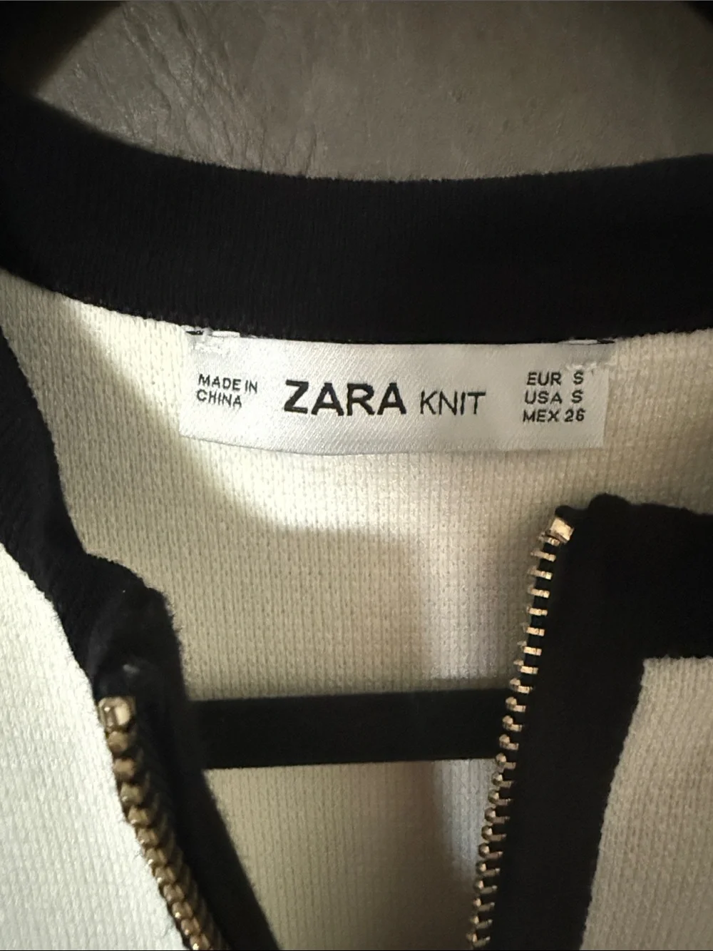 Zara cropped zip