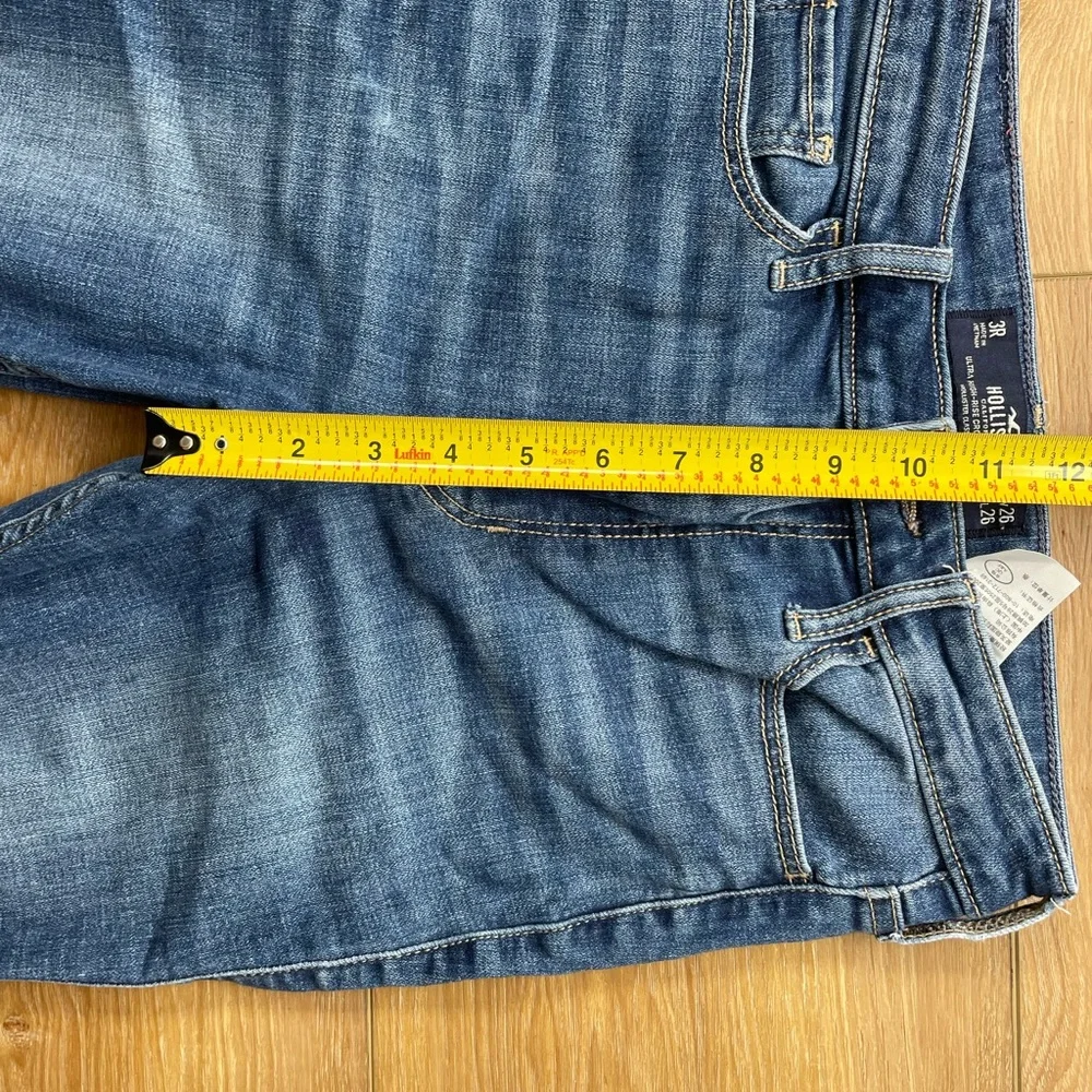 Hollister trendy blue