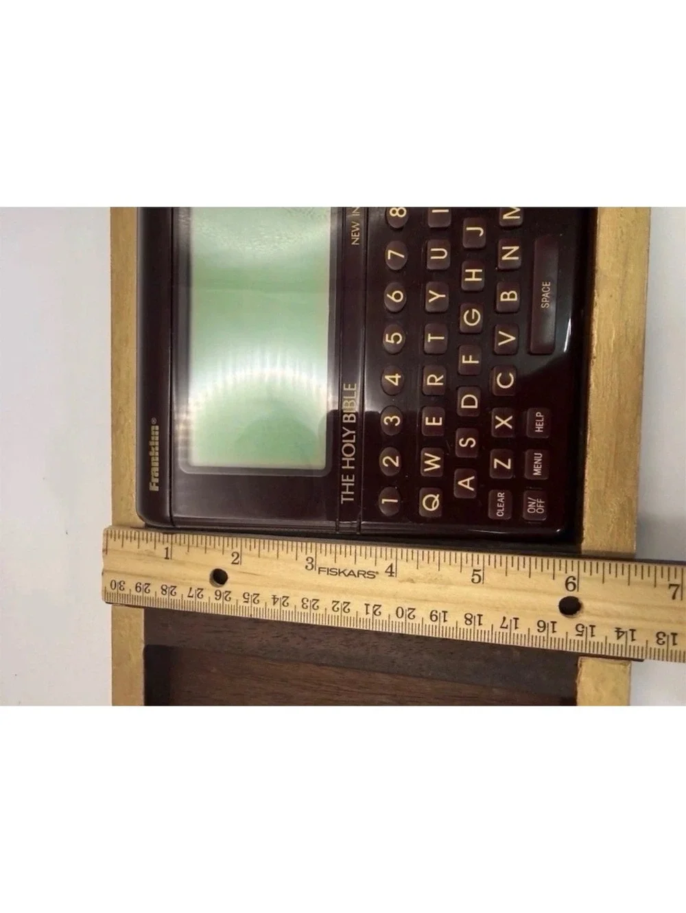 Franklin Electronic Holy Bible New International Version with Wooden Case