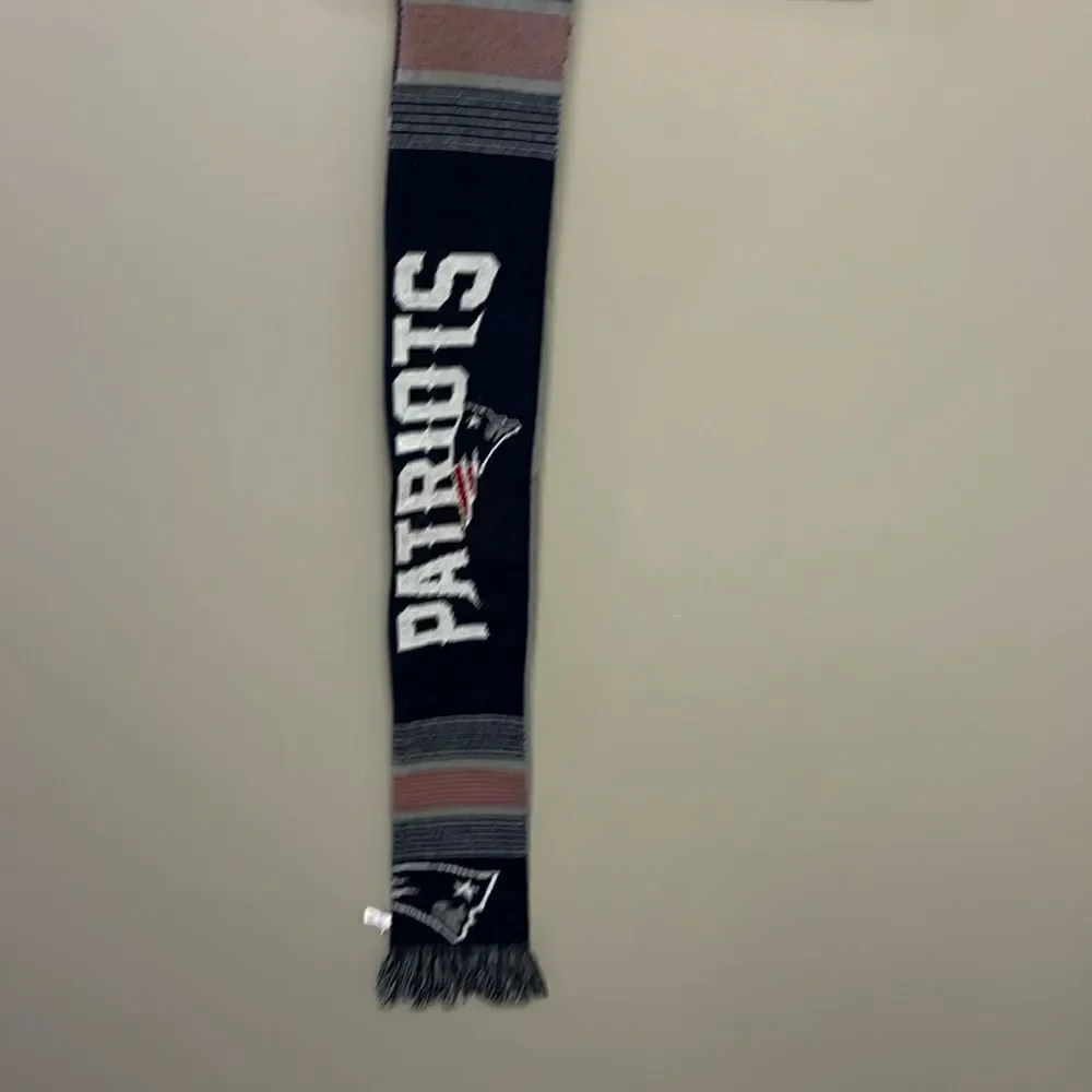 FOCO New England Patriots Winter Reversible Unisex Acrylic Scarf w/ Tassels-OSFM