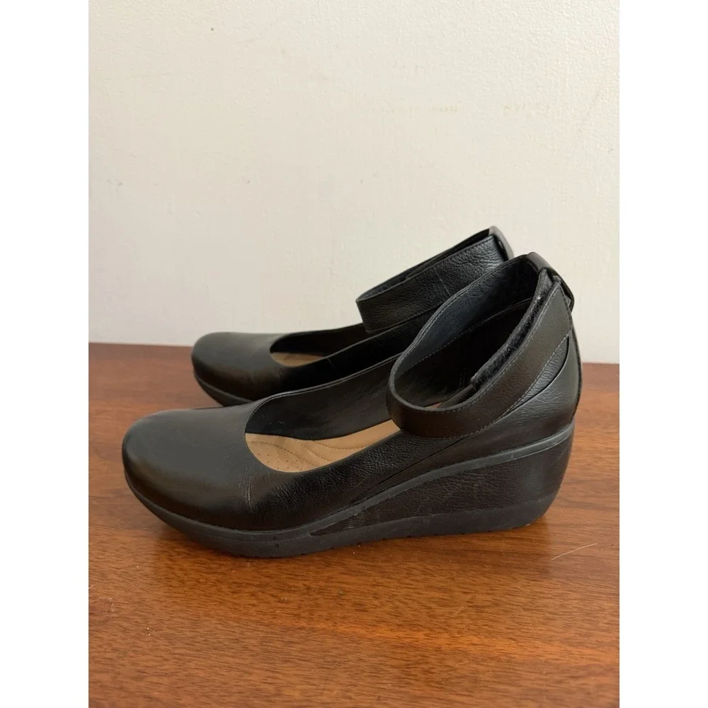 Clarks black leather