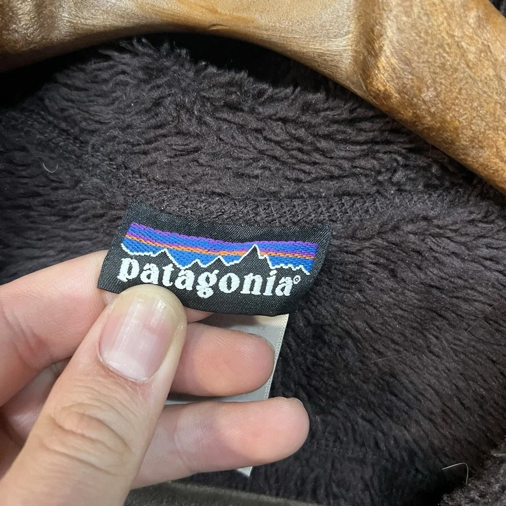 Patagonia hole bottom