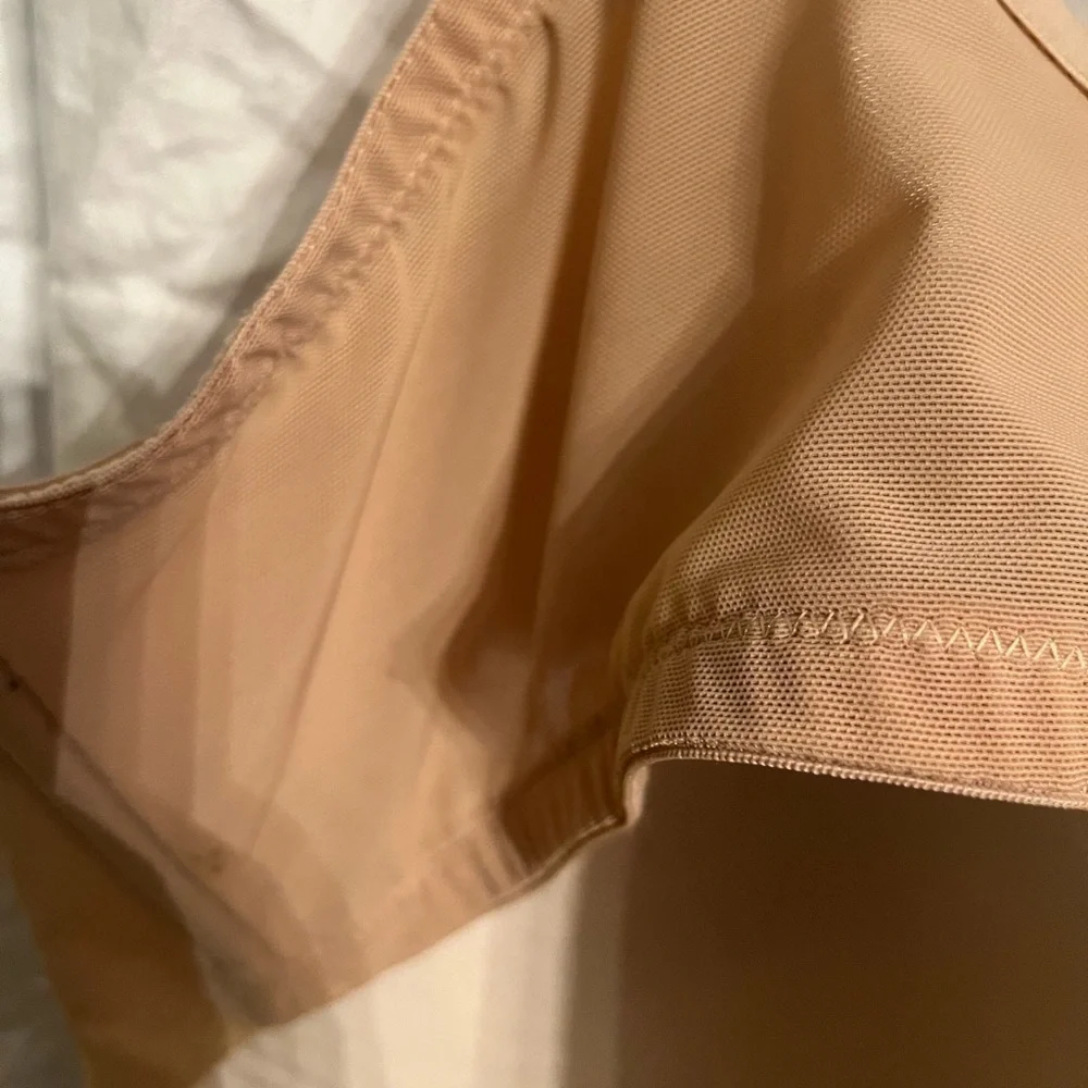 Cacique 46 lightly