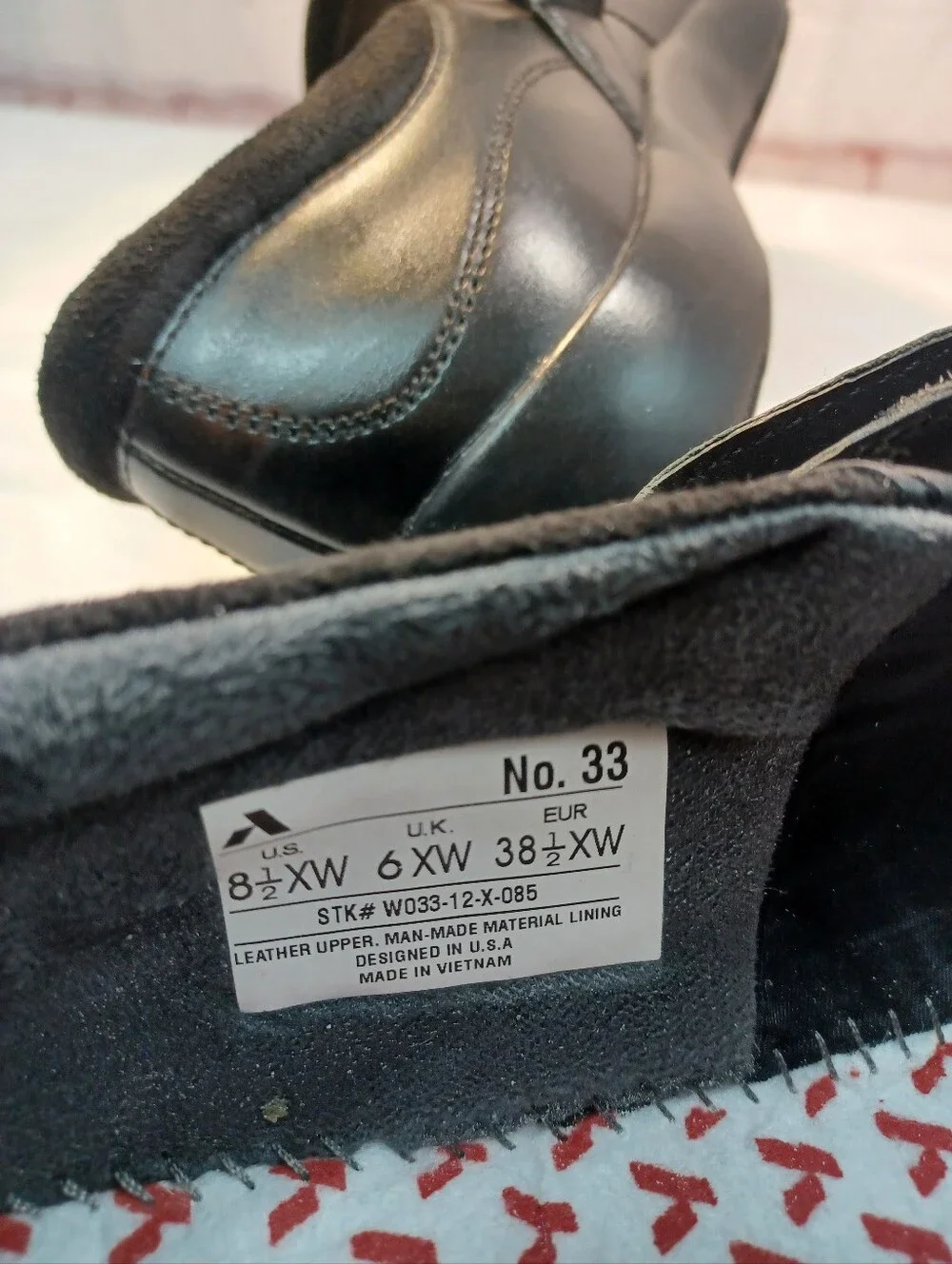 Anodyne lightly worn