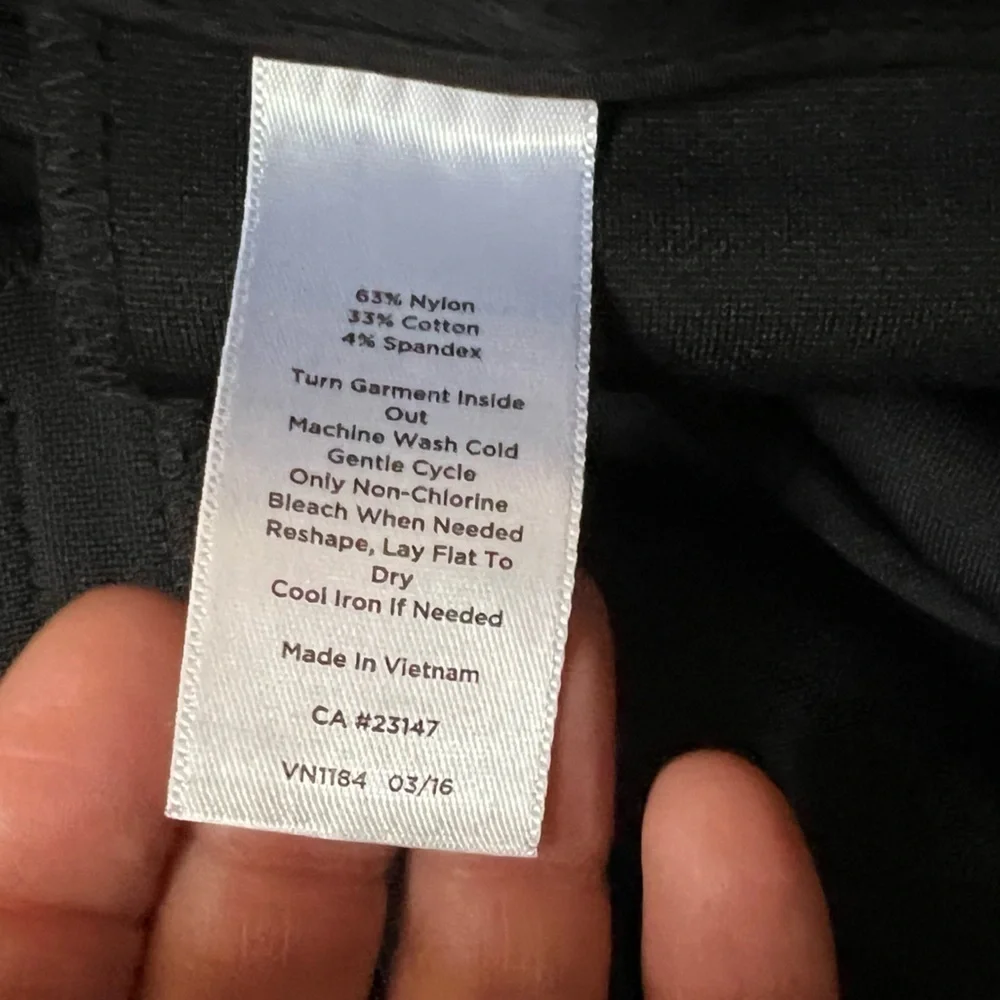 Talbots women’s riding dalton Black Dress Pants size 16P (M107)