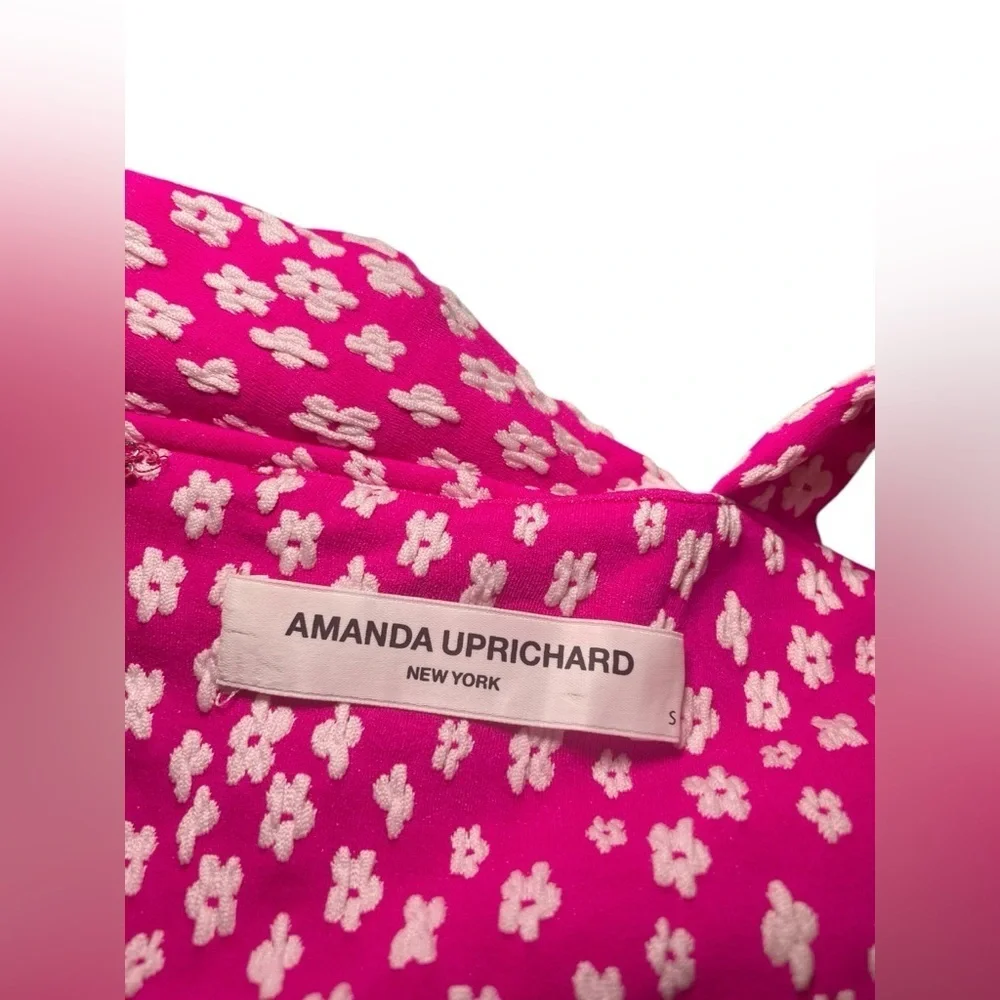Amanda Uprichard new without