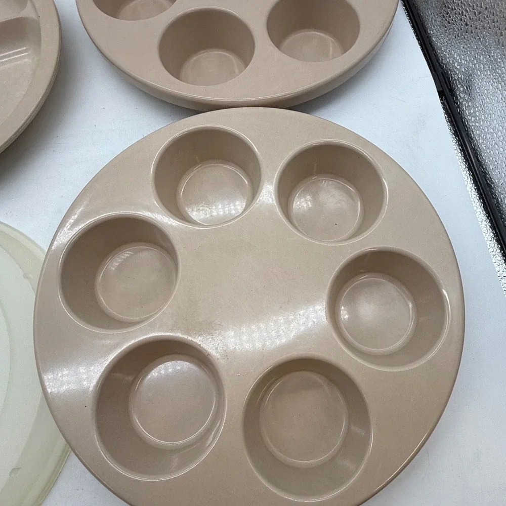 Vtg Anchor Hocking Micro-Ware Set‎ Almond Beige Egg Muffin Trays Divided Plate