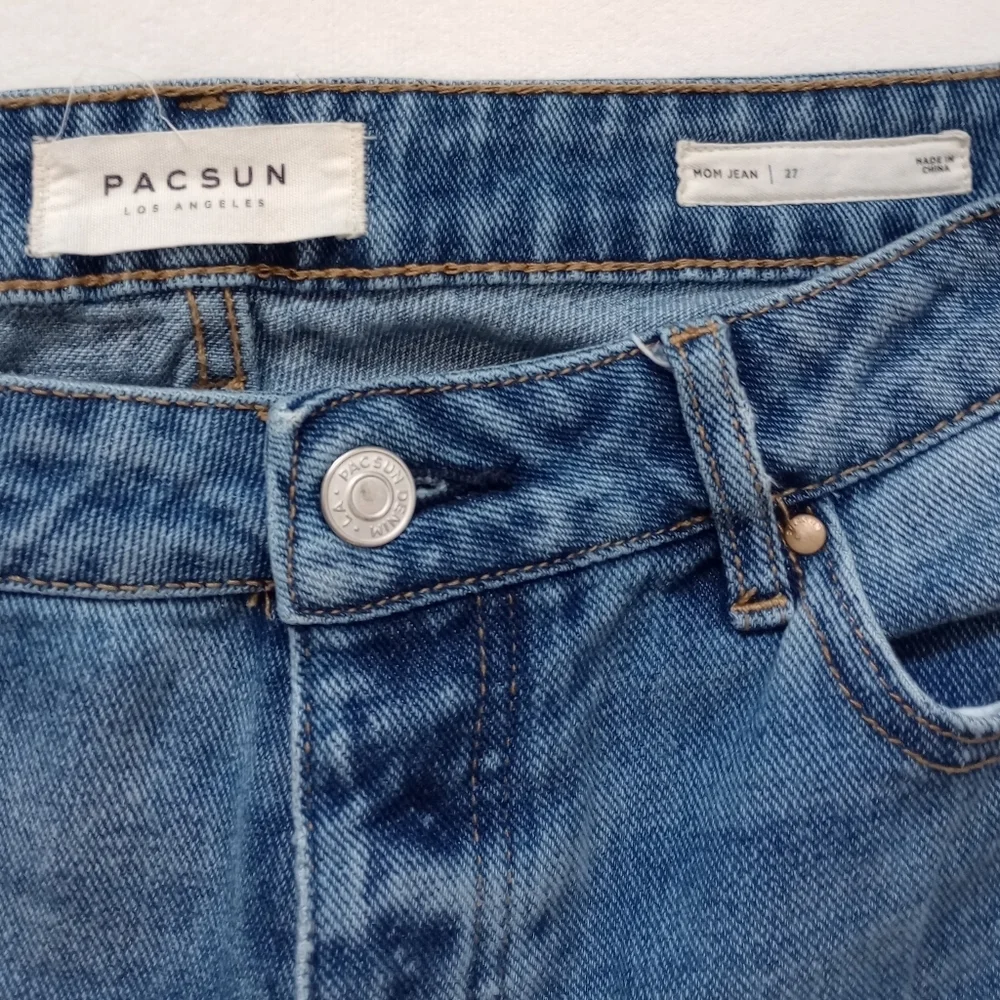 Pacsun▪️Floral Distressed Light Wash Mom Jean Straight Leg Button Fly