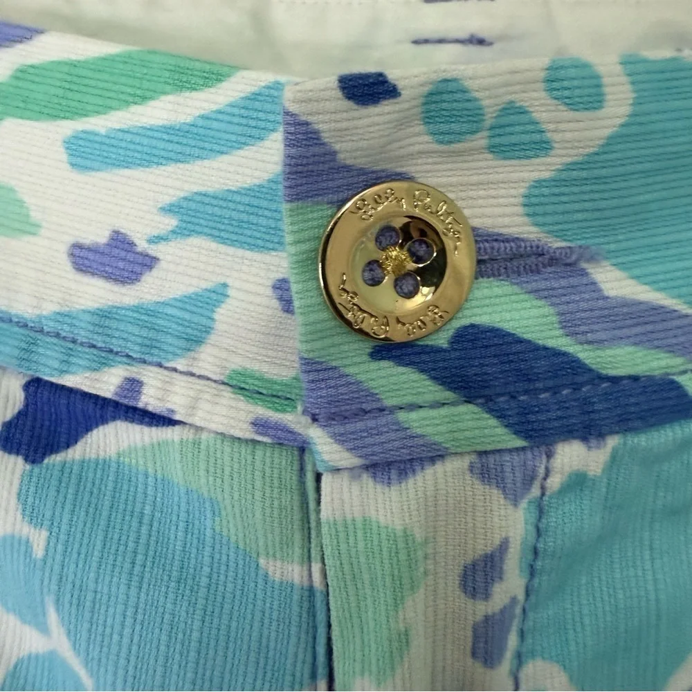 Lilly Pulitzer step into
