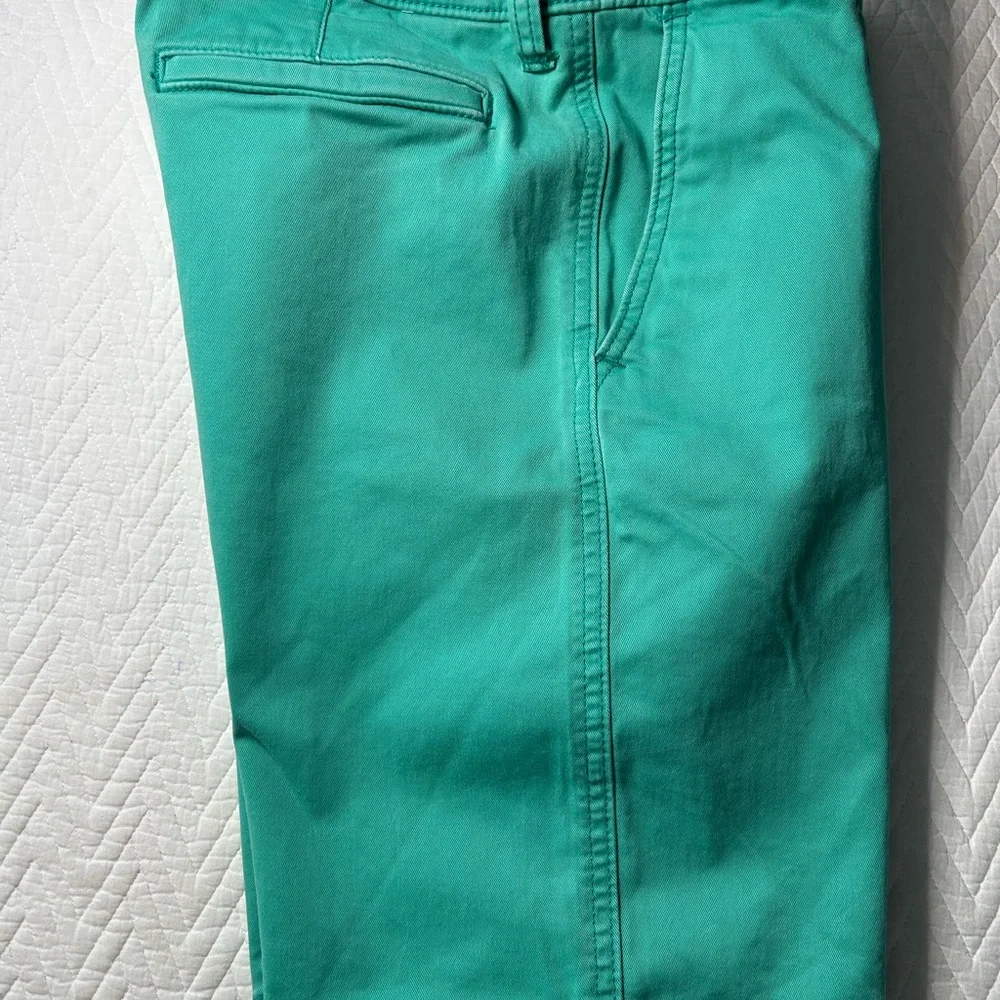Abercrombie‎ and Fitch kids boys size 15/16mint green shorts like new