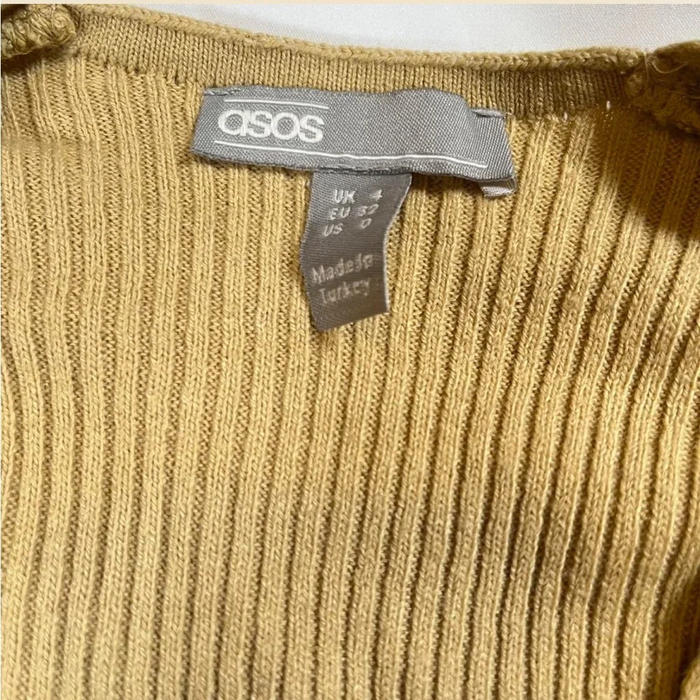 ASOS chic neck