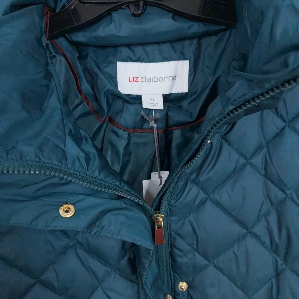 Liz Claiborne liz claiborne