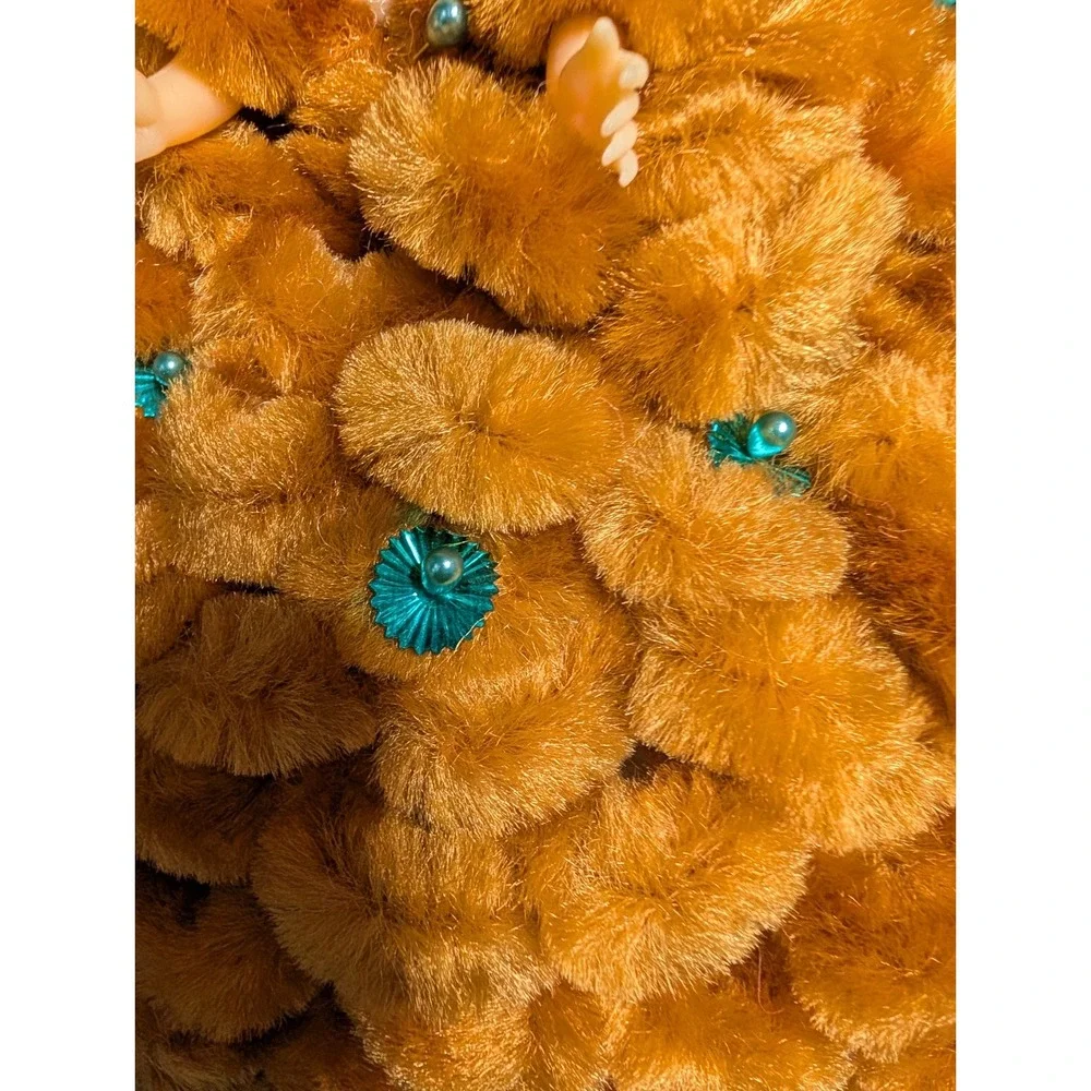 Handmade loopy chenille