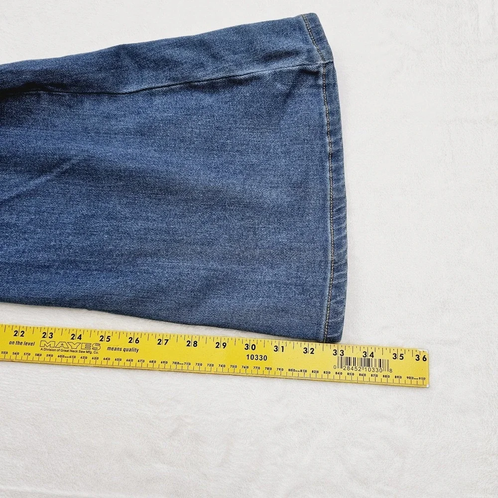 NEW Cello Womens 13 High Rise Flare‎ Jeans Distressed Blue Denim Casual