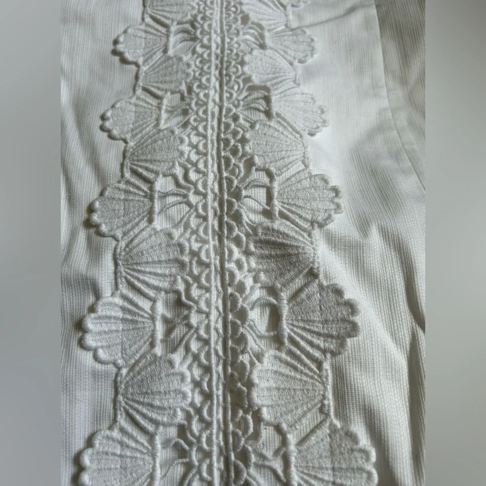 Lilly Pulitzer zipper white tie