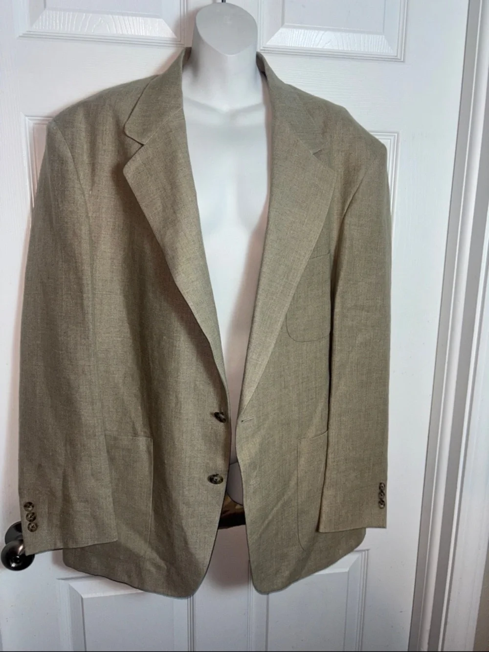 Banana Republic lightweight beige
