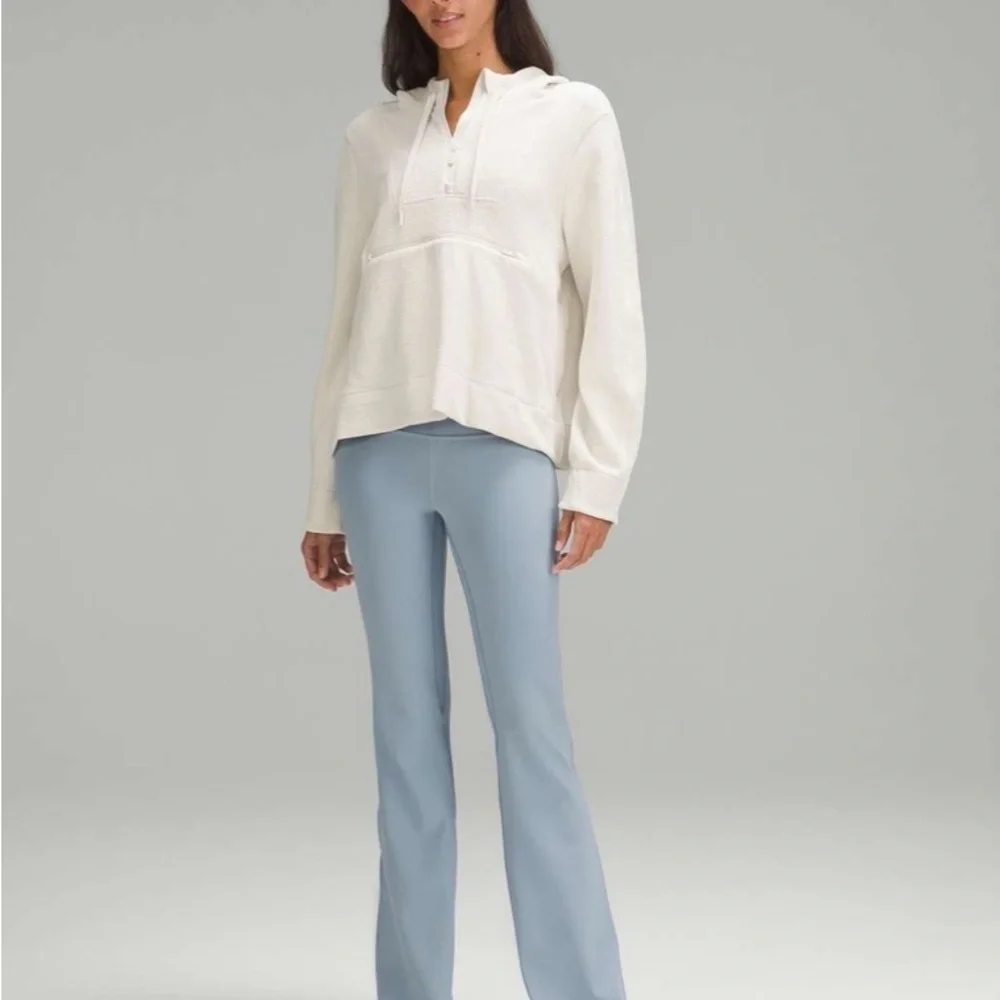 lululemon athletica little bit