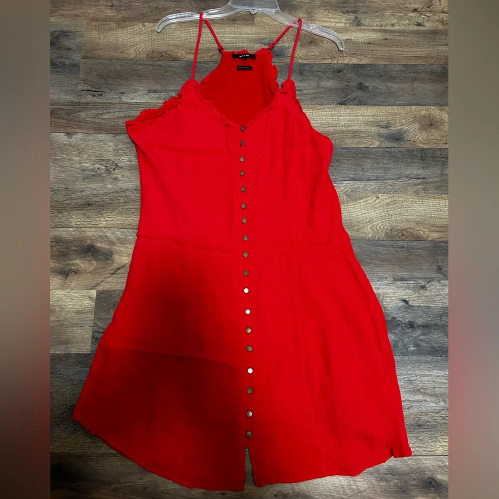Miss Me bright red