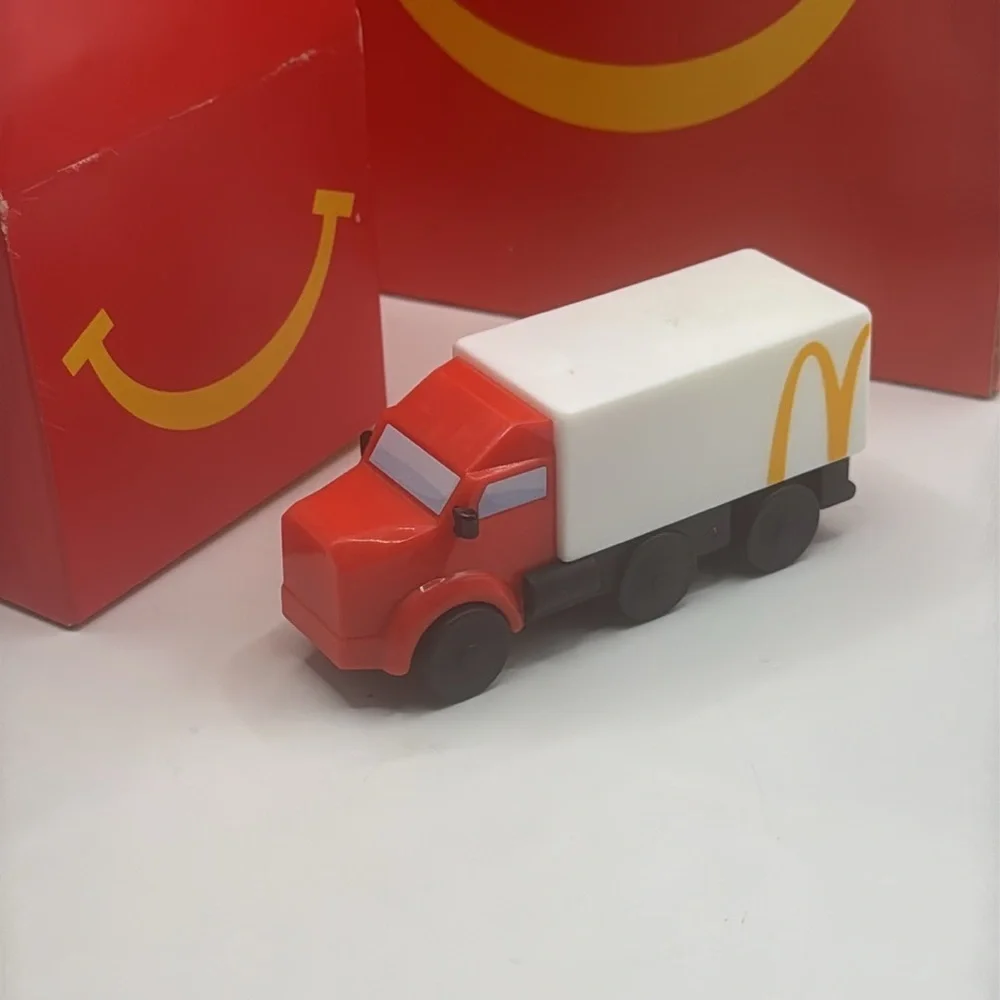 Lil McDonalds 2025 Happy Meal Toy #16 Delivery Truck
