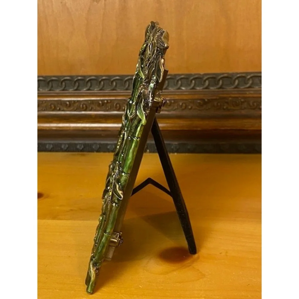 Tizo Design ornate bamboo