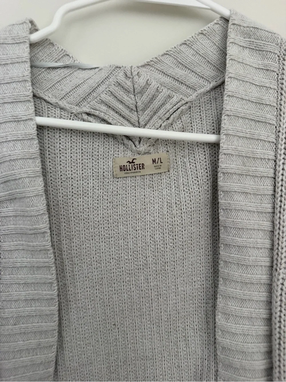 Hollister *preowned* light