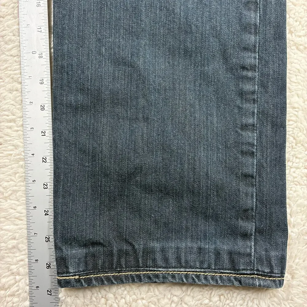 Levis features brand